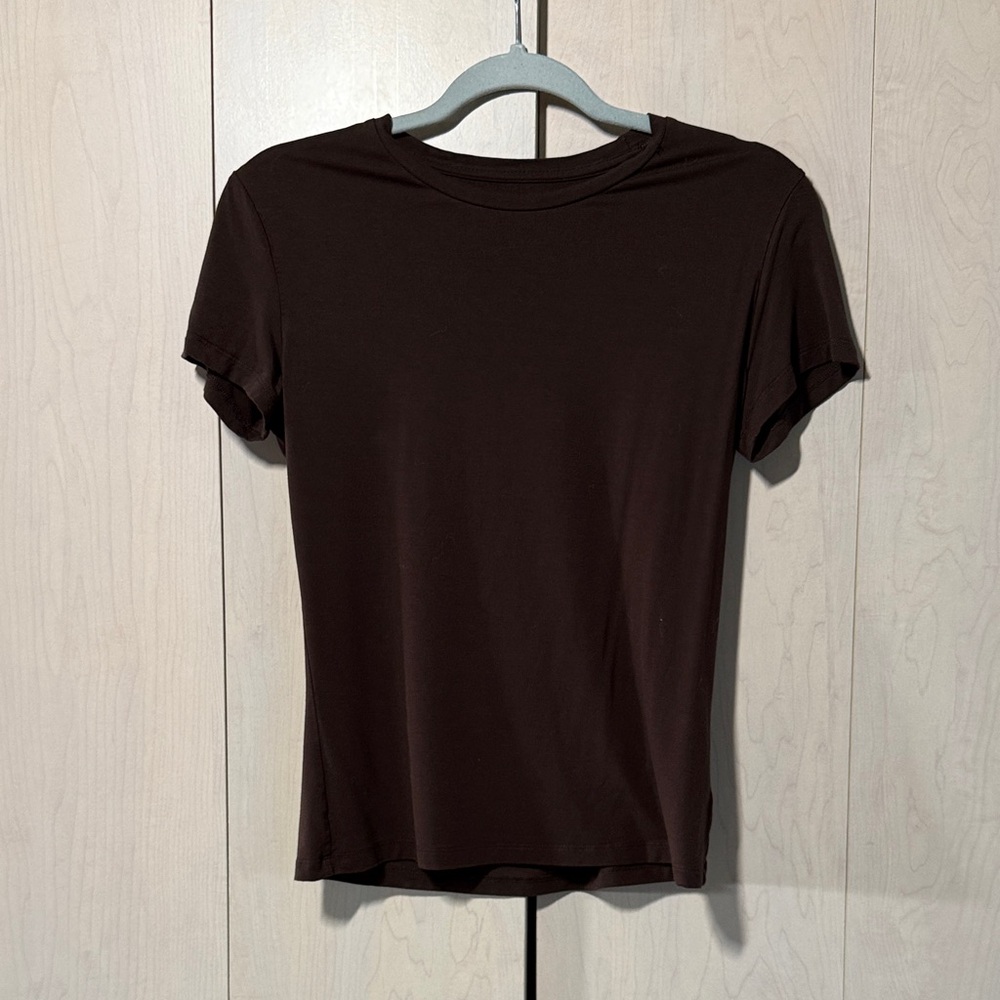 Abardsion Short Sleeve Crew Tee - Chocolate Brown